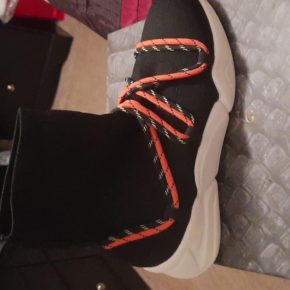NEW SNEAKERS,  OFFER ARE ALWAYS WELCOME